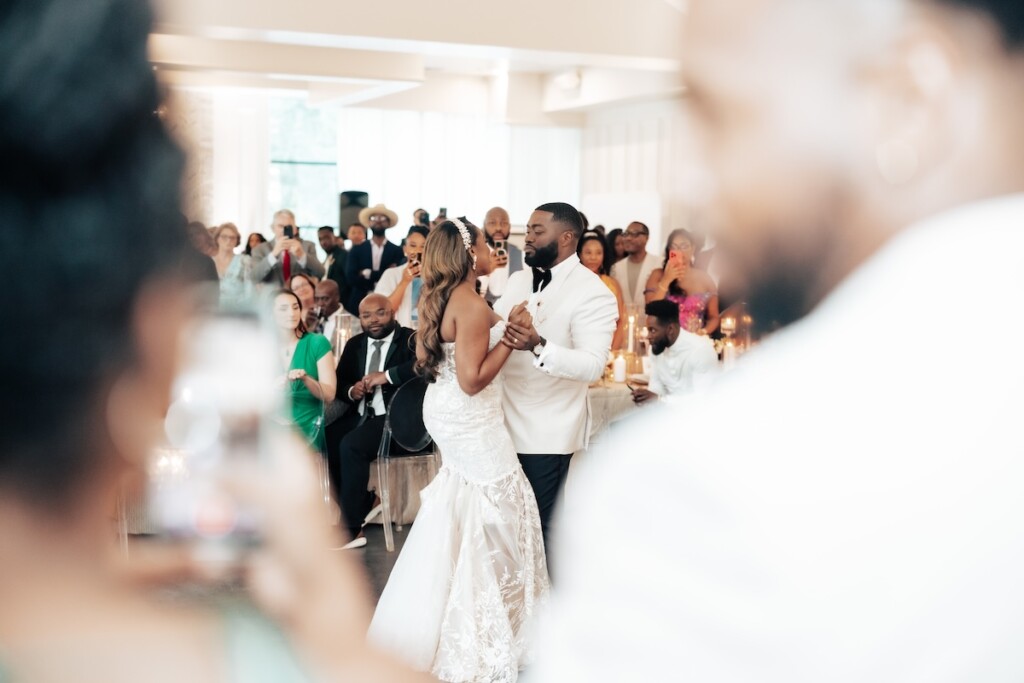 Featured in Issue 32, Evyn and Patrick exchanged vows in an elevated and classic wedding at the Peach Orchard Venue in Spring, Texas. 