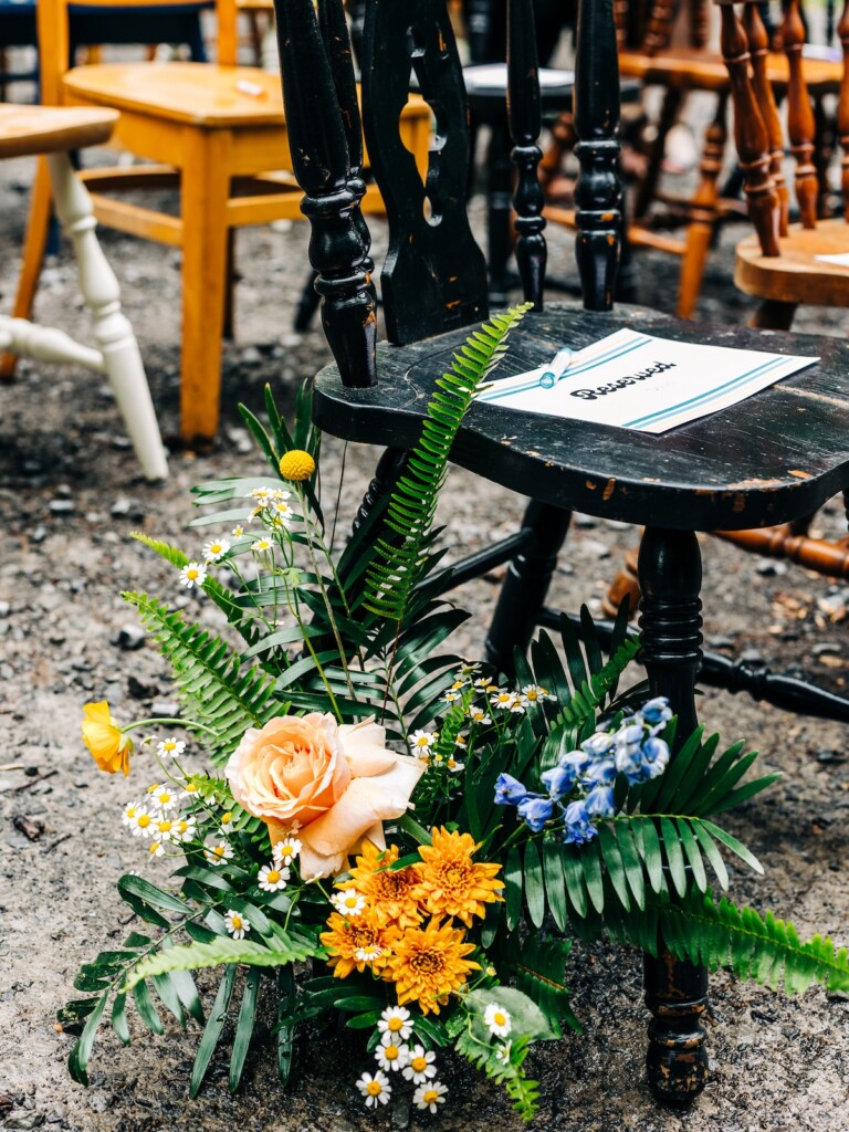 Sabina and Sabia celebrated their love as an LGBTQ+ couple in a colorful spring wedding with nostalgic retro charm throughout. 