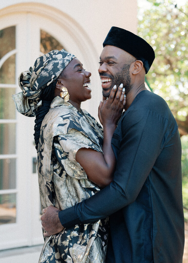 Photographer Esther Makau captured this relaxed and romantic outdoor engagement shoot which featured the gorgeous Laguna Gloria.