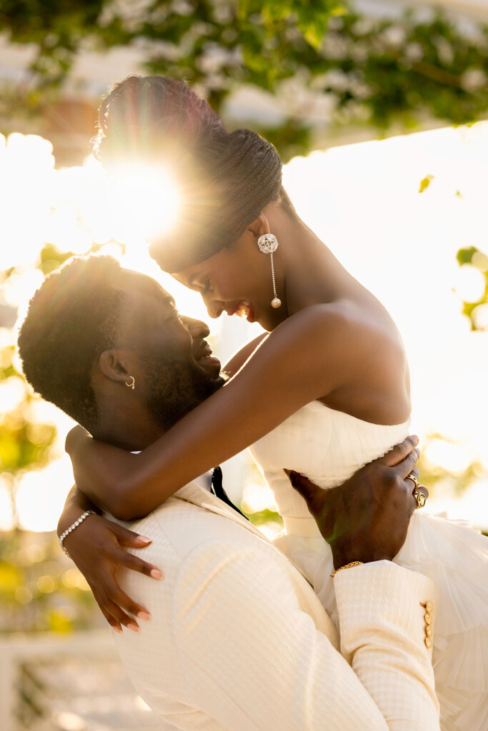 MunaLuchi Bride's issue 32 cover couple, Charity Lawson & Dotun Olubeko (from Season 20 of ABC’s hit TV show, The Bachelorette), celebrate one year of love!  