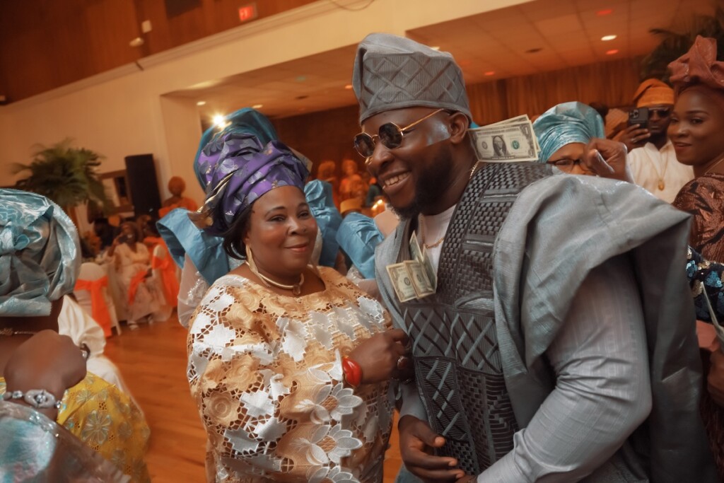 2-day Nigerian wedding weekend experience for over 200 attendees culminated in a modern gold and white wedding in Livingston, New Jersey.