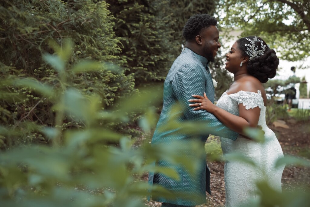 2-day Nigerian wedding weekend experience for over 200 attendees culminated in a modern gold and white wedding in Livingston, New Jersey.