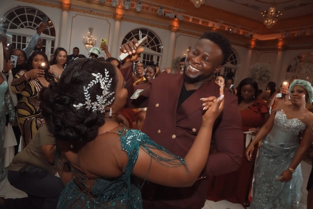 2-day Nigerian wedding weekend experience for over 200 attendees culminated in a modern gold and white wedding in Livingston, New Jersey.