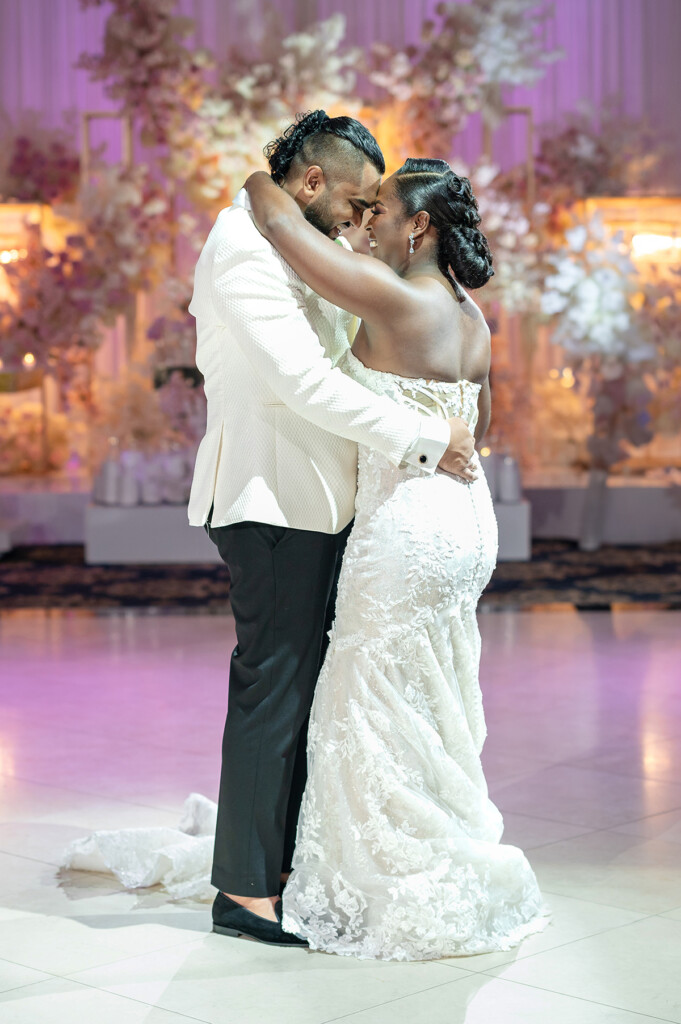 Connected by their Caribbean backgrounds, Arianne and Rob tied the knot in a romantic wedding at the Legacy Castle in New Jersey.