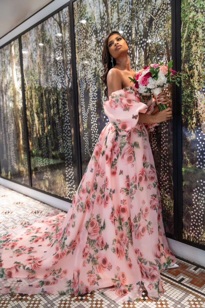 Muna Coterie gown designer Lee Jerome by Whitney Stephenson (owner of Mahogany Brown Bridal) debuted her latest Bridgerton Collection in a classic-meets-modern photoshoot showcasing the essence of "Elegance Unveiled."