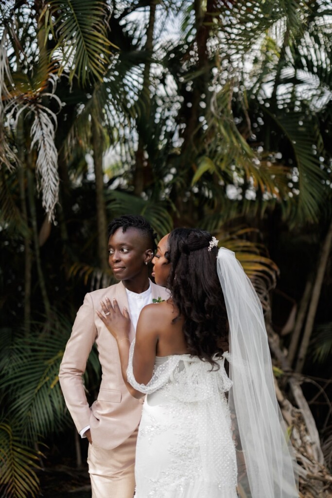 Tomi & Derin (who first met at a book club) hosted a two-day destination wedding at The Rich Hippies House in West Palm Beach.