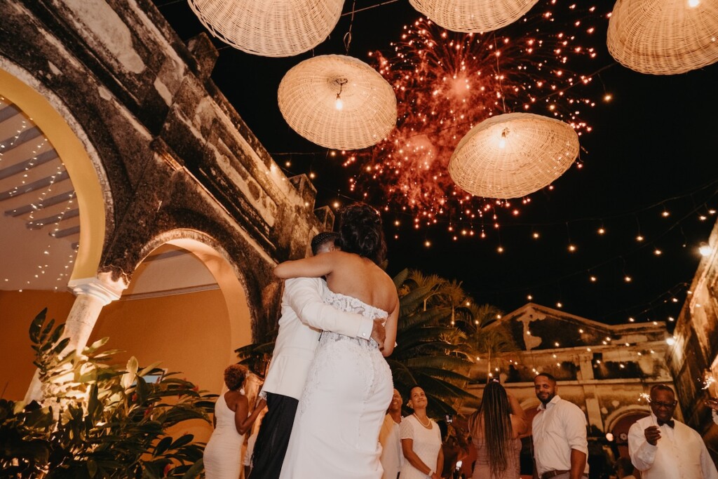 Rafael and Shirea said "I do" in a stylish wedding weekend in Mérida, Mexico, the capital of the beautiful lush jungles of the Yucatan.